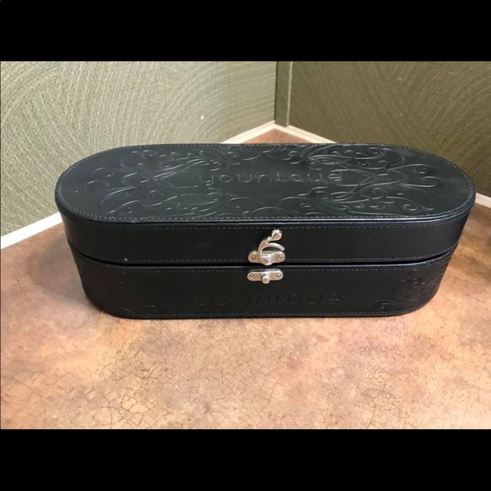 Younique Makeup Set